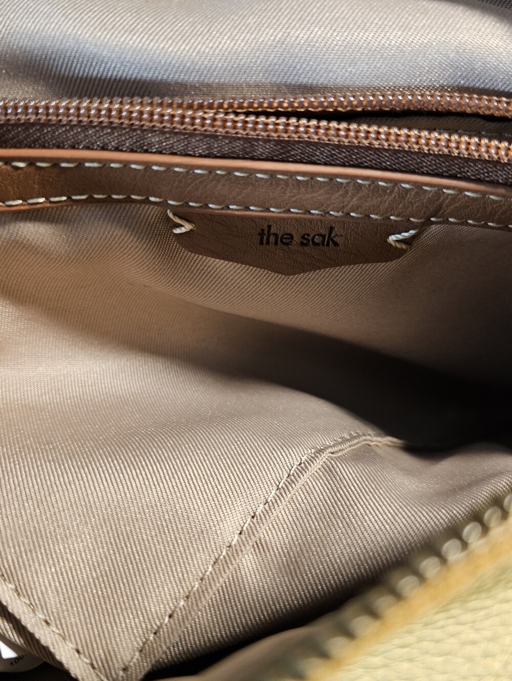 SOLDe The Sak, Los Feliz Hobo genuine leather shoulder bag soft butter yellow - Picture 10 of 14